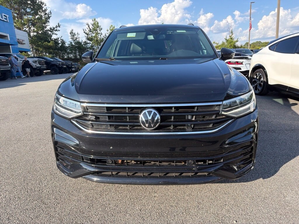 Used 2024 Volkswagen Tiguan SE R-Line Black