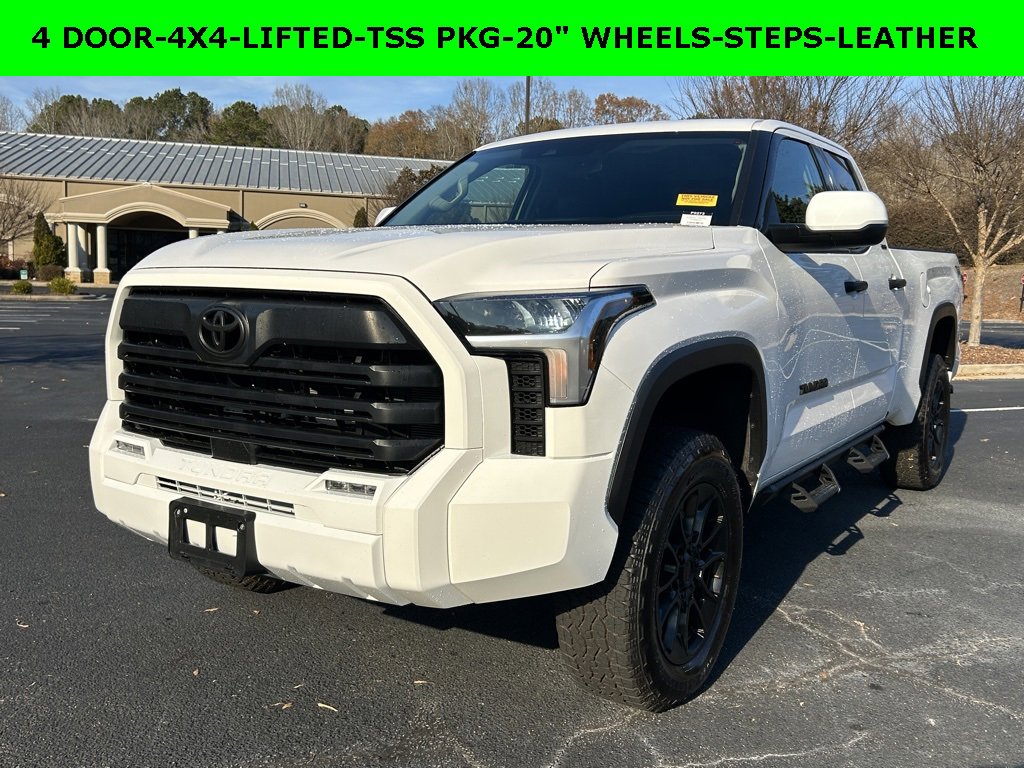 2023 Toyota Tundra SR5's photo