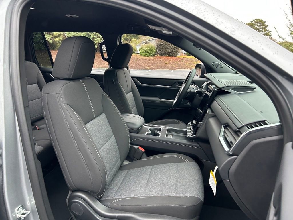 2026 GMC Acadia Elevation - Photo 48