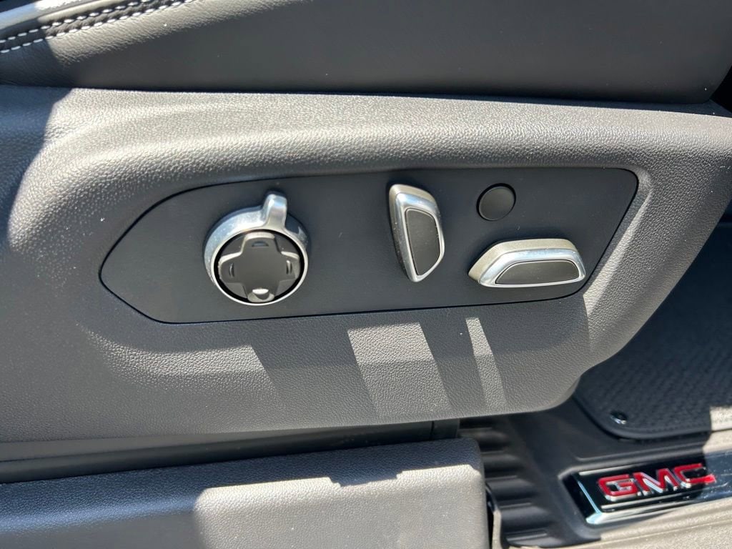 2026 GMC Sierra 1500 AT4X - Photo 57