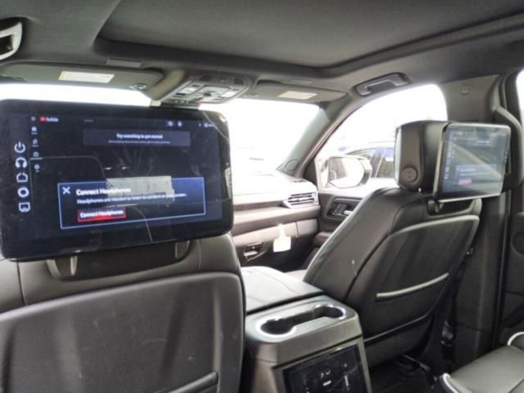 Used 2025 GMC Yukon XL AT4 Ultimate SUV