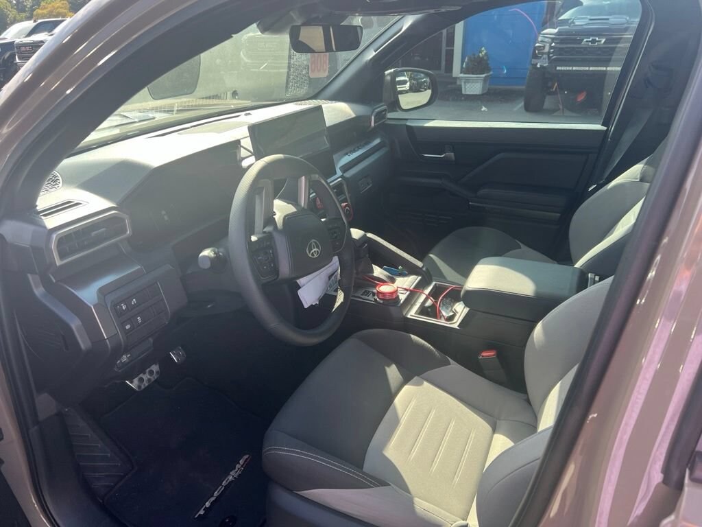 Used 2026 Toyota Tacoma 4WD SR5