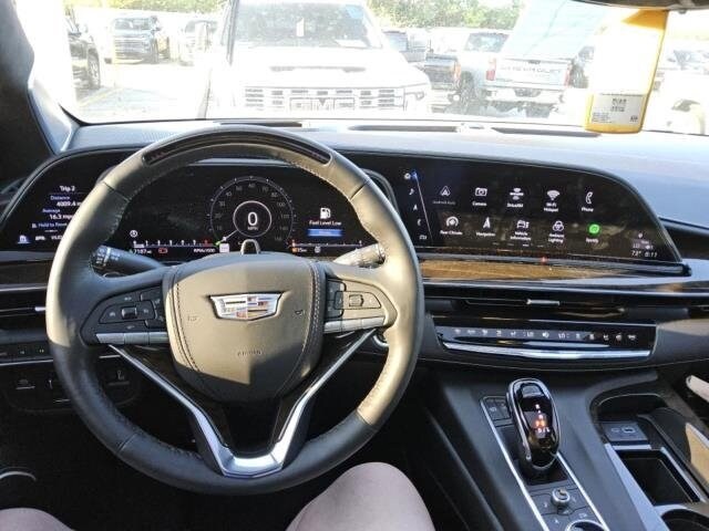 2024 Cadillac Escalade Premium Luxury Platinum photo 2