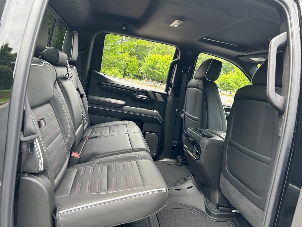 2026 GMC Sierra 1500 AT4X - Photo 52