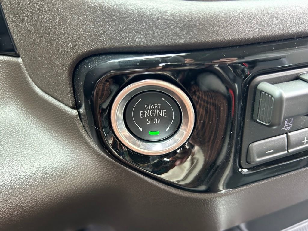2026 GMC Sierra 1500 SLT - Photo 36