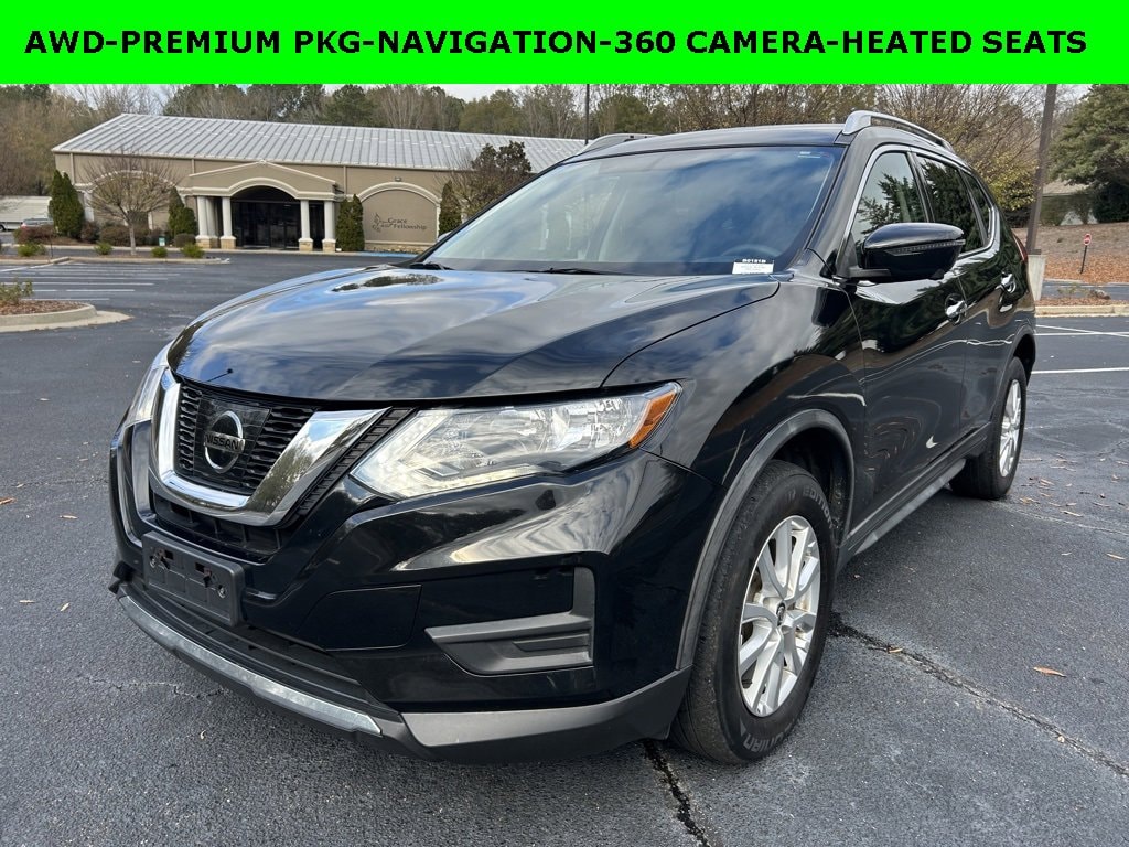 2017 Nissan Rogue SV's photo
