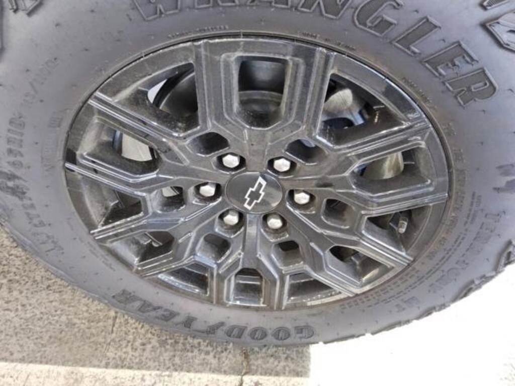 Used 2024 Chevrolet Colorado Trail Boss Truck