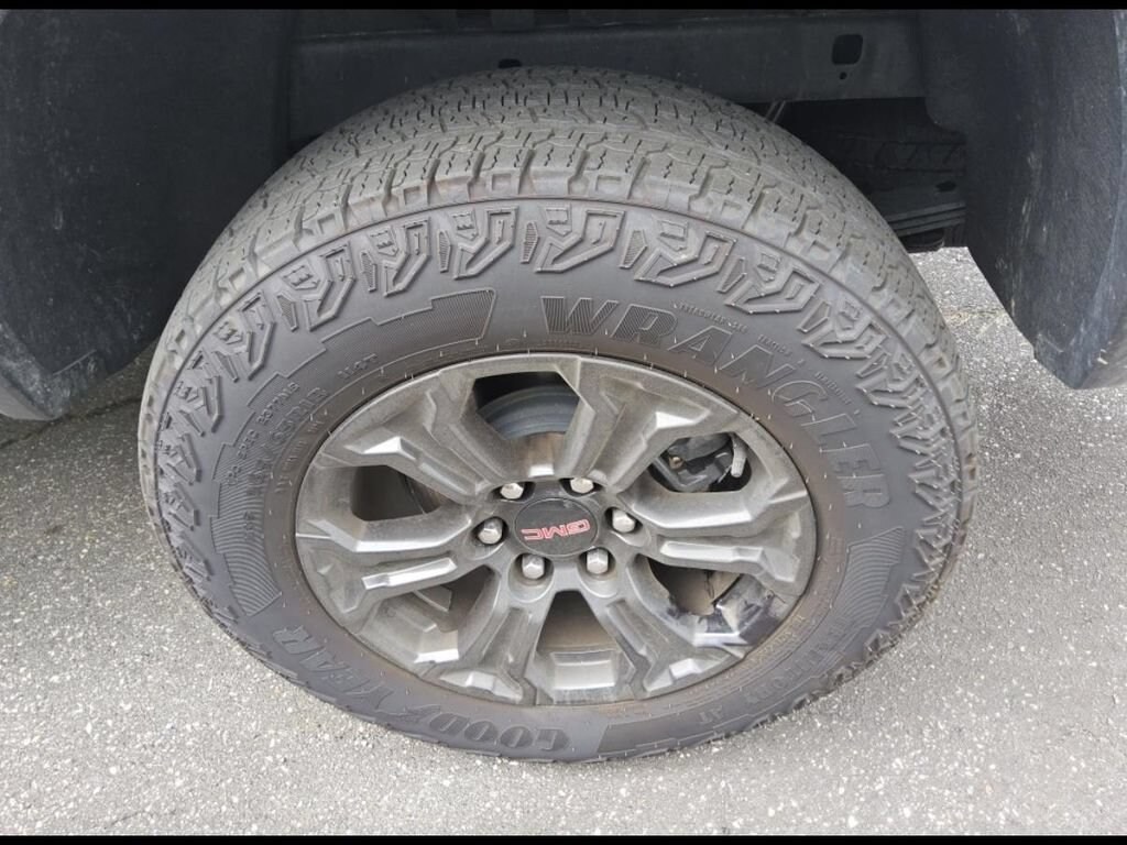Used 2024 GMC Canyon 2WD Elevation Truck