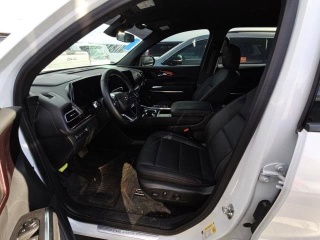 Used 2024 Chevrolet Traverse Z71 SUV