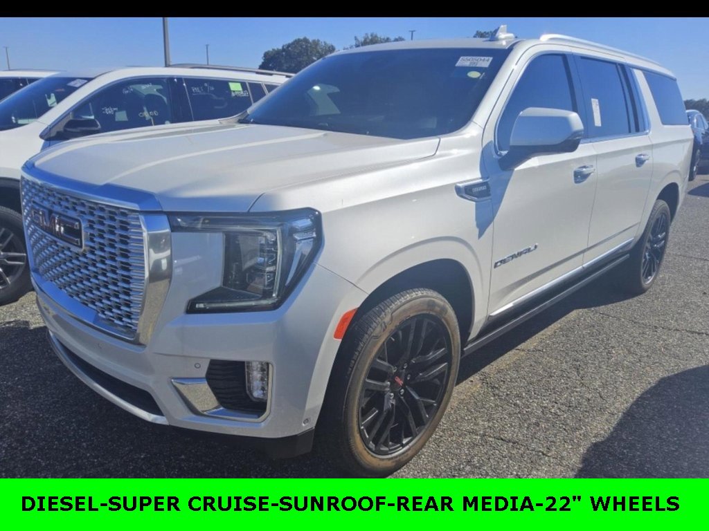 2023 GMC Yukon XL Denali's photo