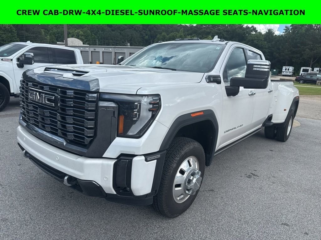 2024 GMC Sierra 4WD Crew Cab LB DRW Denali Ultimate's photo