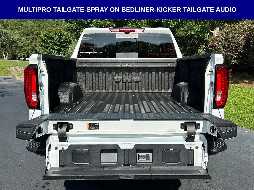 2026 GMC Sierra 1500 AT4X - Photo 13