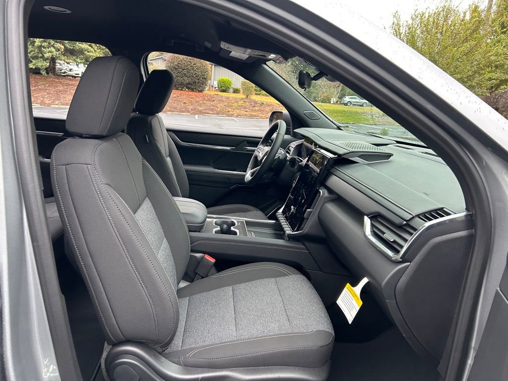 2026 GMC Acadia Elevation - Photo 49