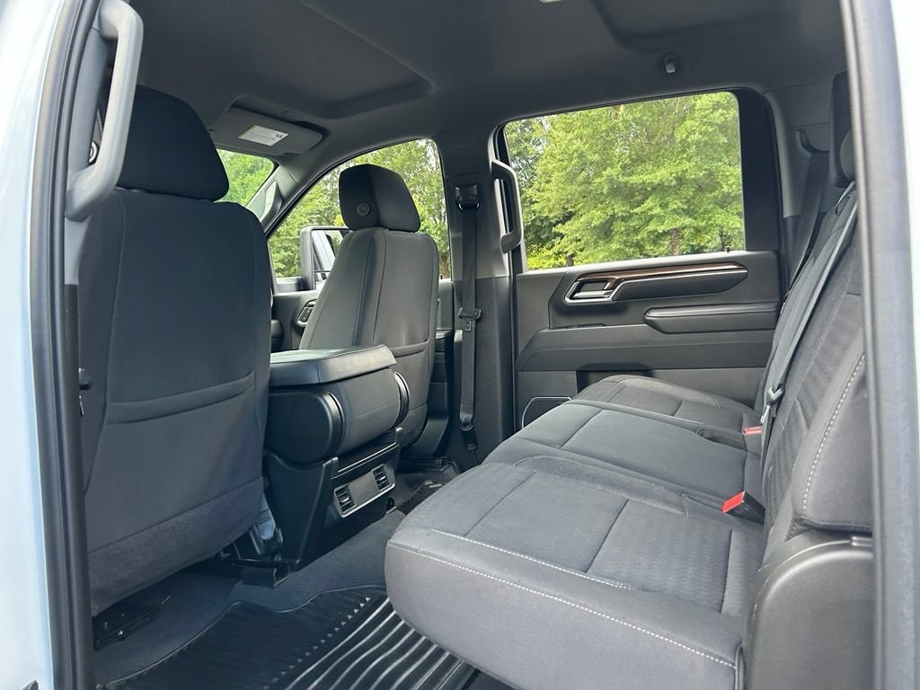 2024 Chevrolet Silverado 3500HD LT - Photo 42
