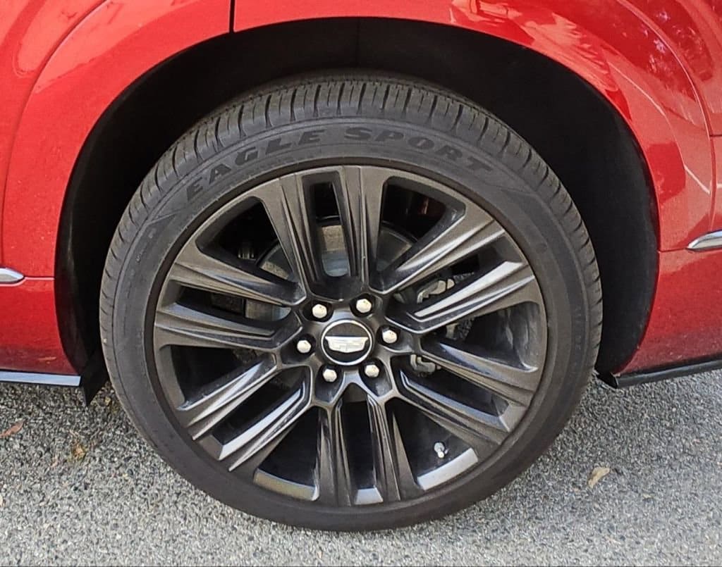 Used 2026 Cadillac VISTIQ Platinum Sport with VIN 1GYC3RML8TZ706995 for sale in Greensboro, GA