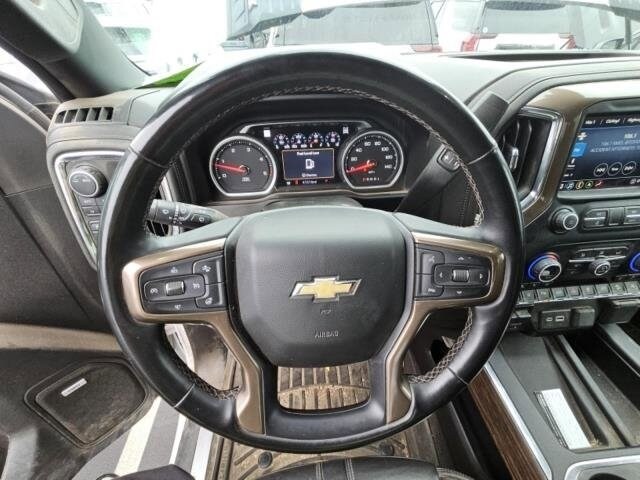 2023 Chevrolet Silverado High Country photo 3