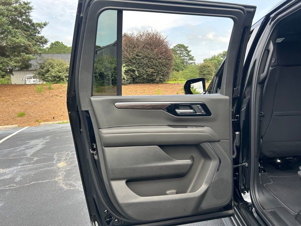 2026 Chevrolet Suburban LS - Photo 54
