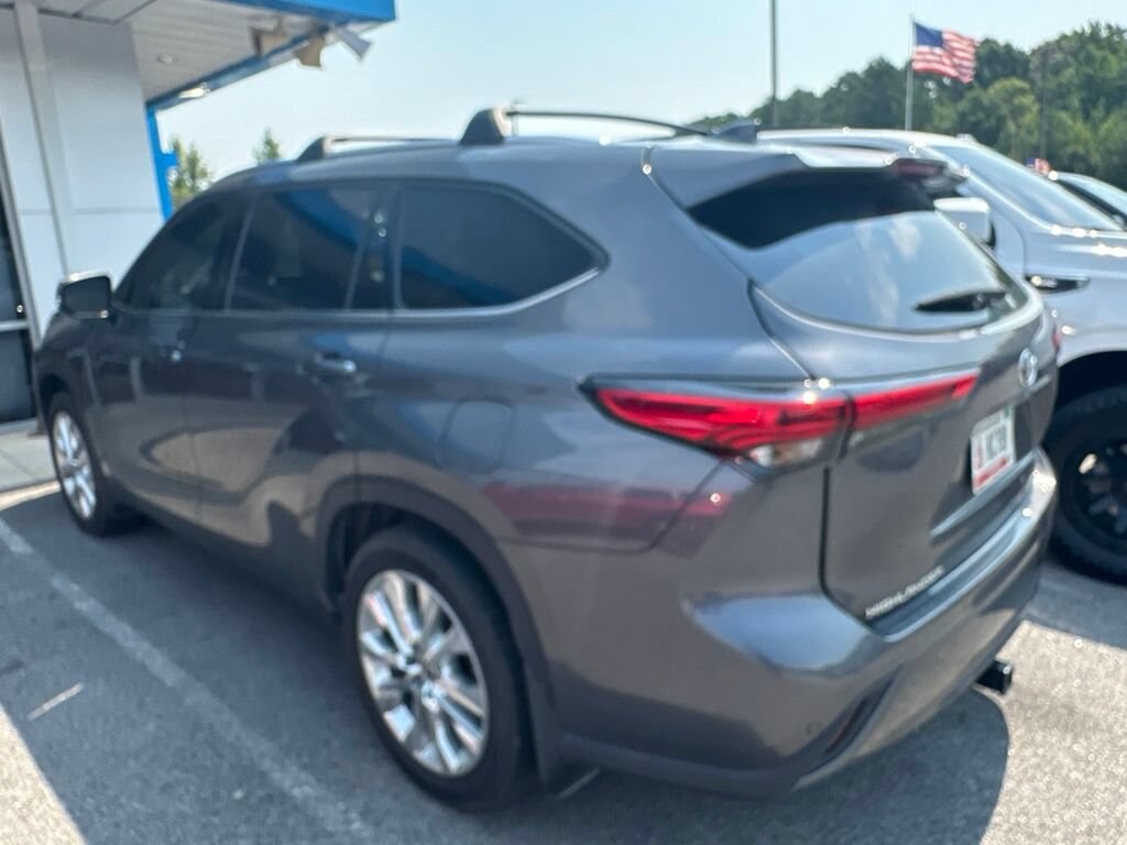 Used 2021 Toyota Highlander Limited
