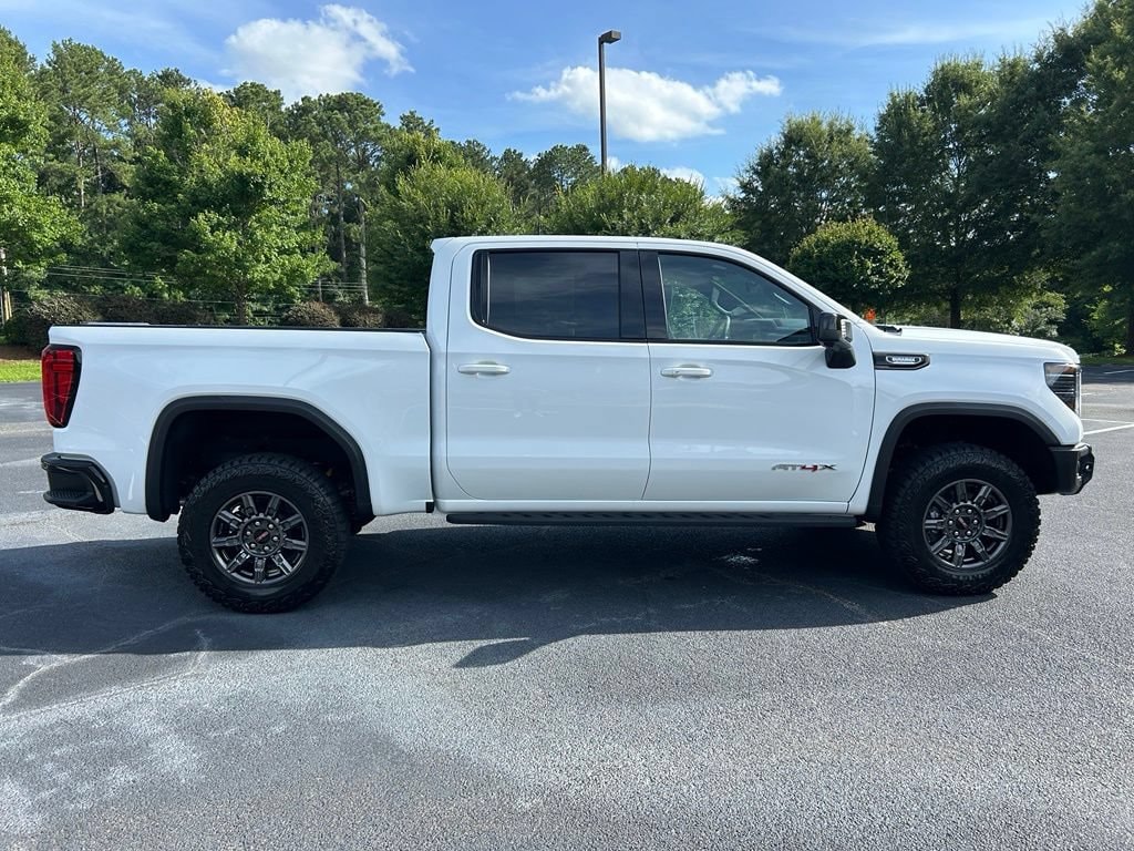 2026 GMC Sierra 1500 AT4X - Photo 28