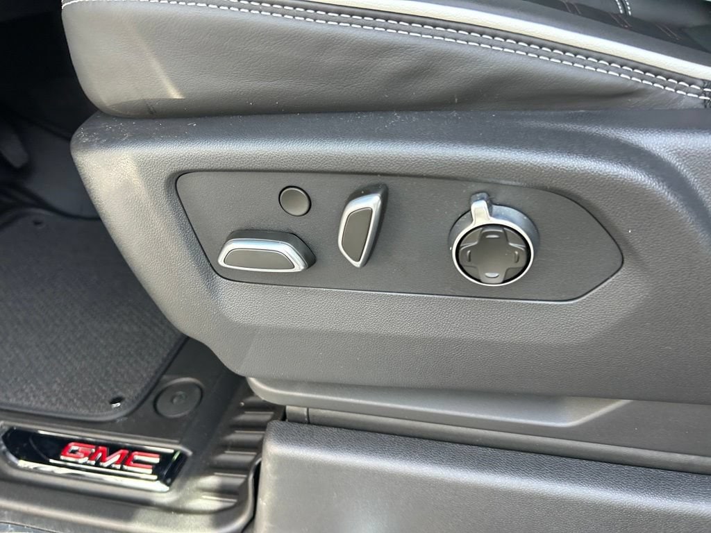 2026 GMC Sierra 1500 AT4X - Photo 58