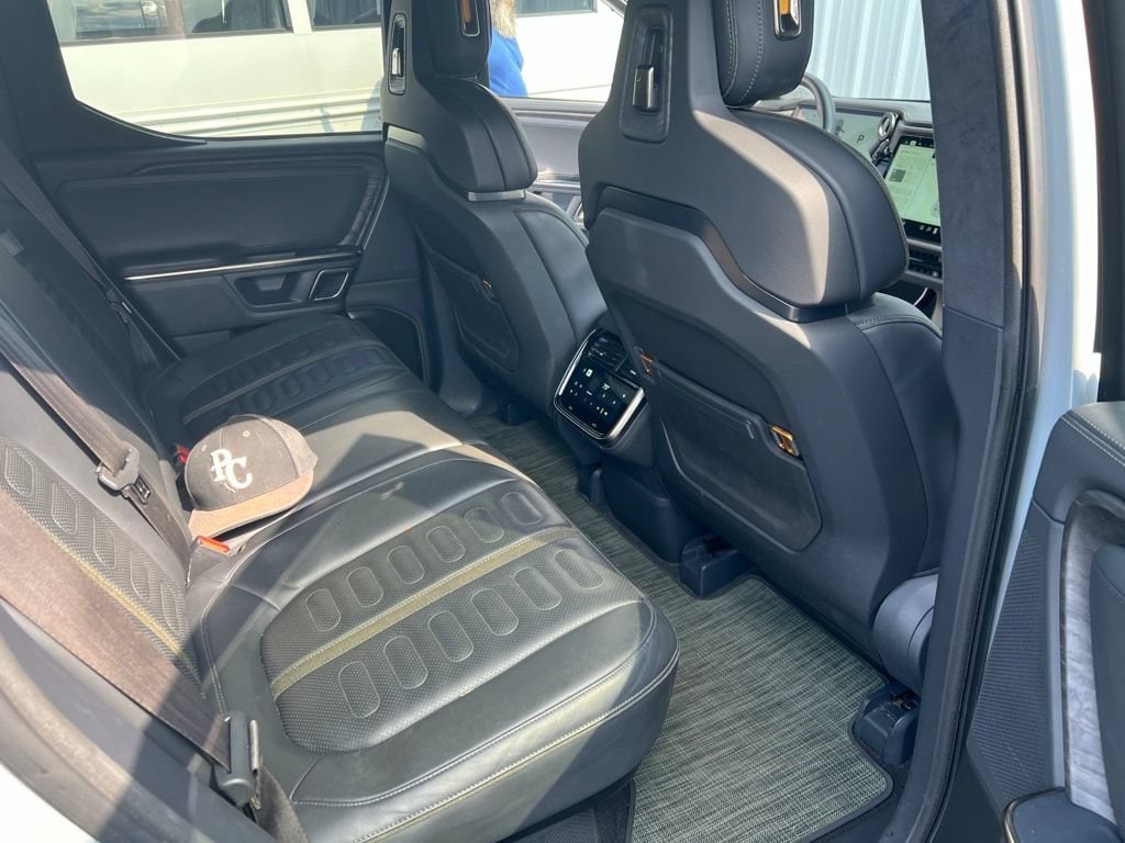 Used 2022 Rivian R1T Adventure Package