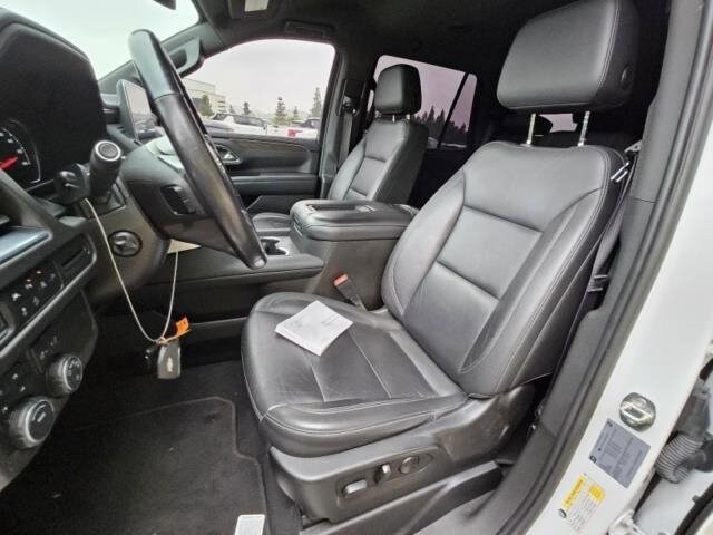 2021 Chevrolet Tahoe Z71 photo 2