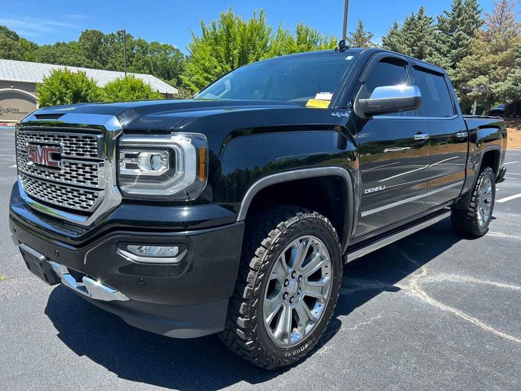 2018 GMC Sierra 4WD Crew Cab Short Box's photo