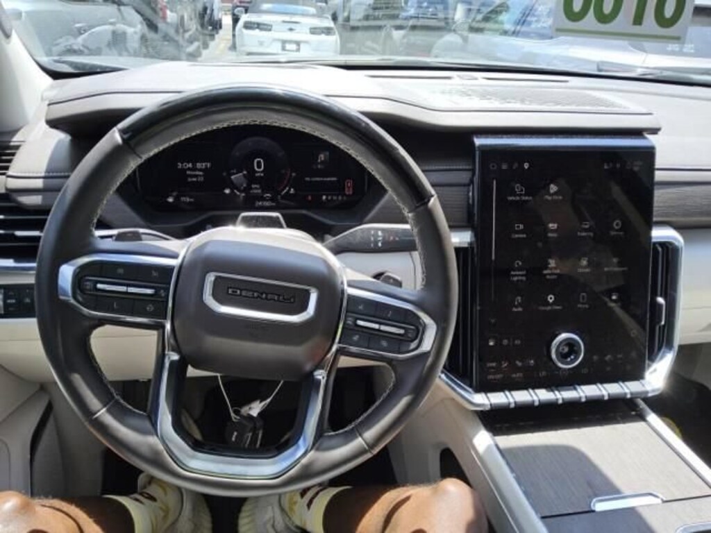 Used 2024 GMC Acadia Denali SUV
