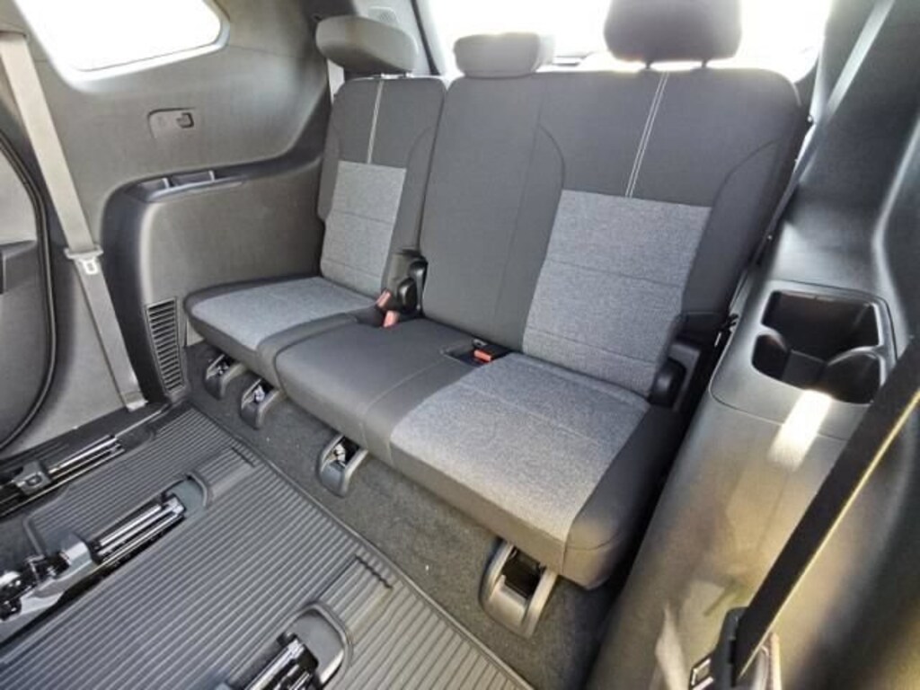 Used 2026 GMC Acadia Elevation SUV