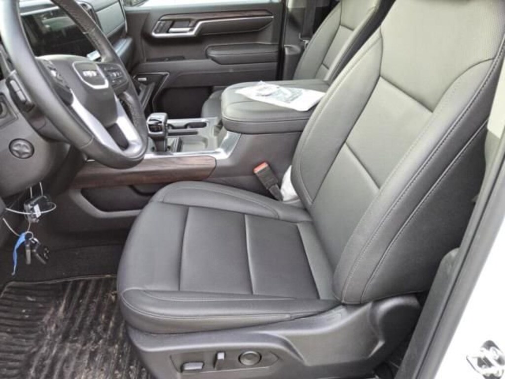 Used 2025 GMC Sierra 1500 SLT Truck