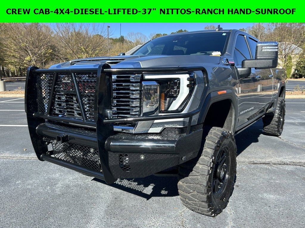 2024 GMC Sierra 2500HD Denali's photo