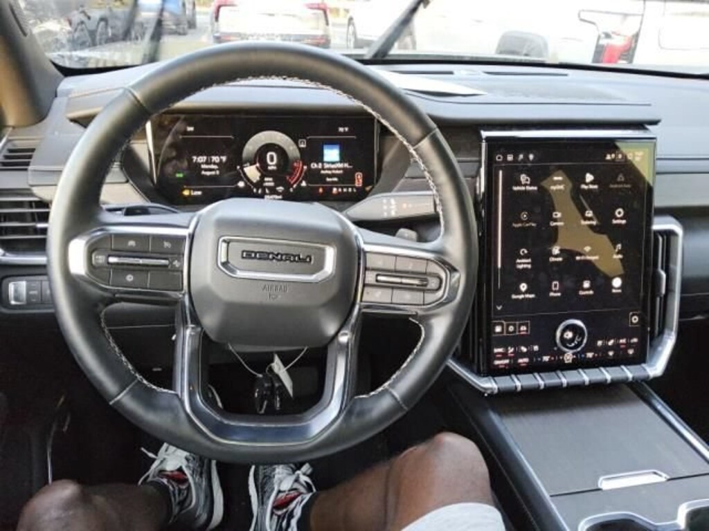 Used 2025 GMC Acadia Denali SUV