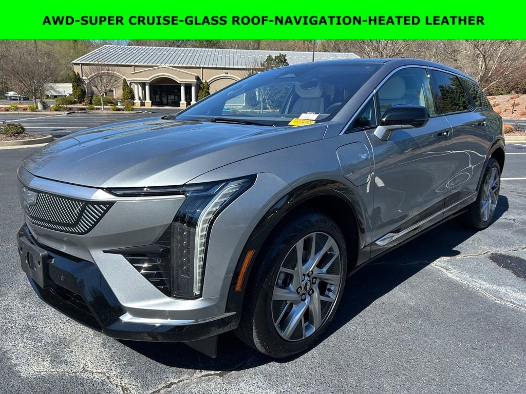 2025 Cadillac OPTIQ Luxury 1