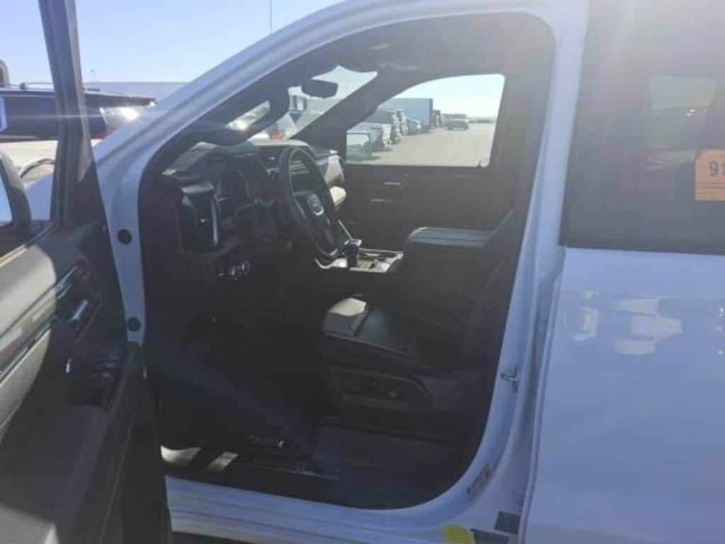 Used 2025 GMC Sierra 1500 AT4 Truck