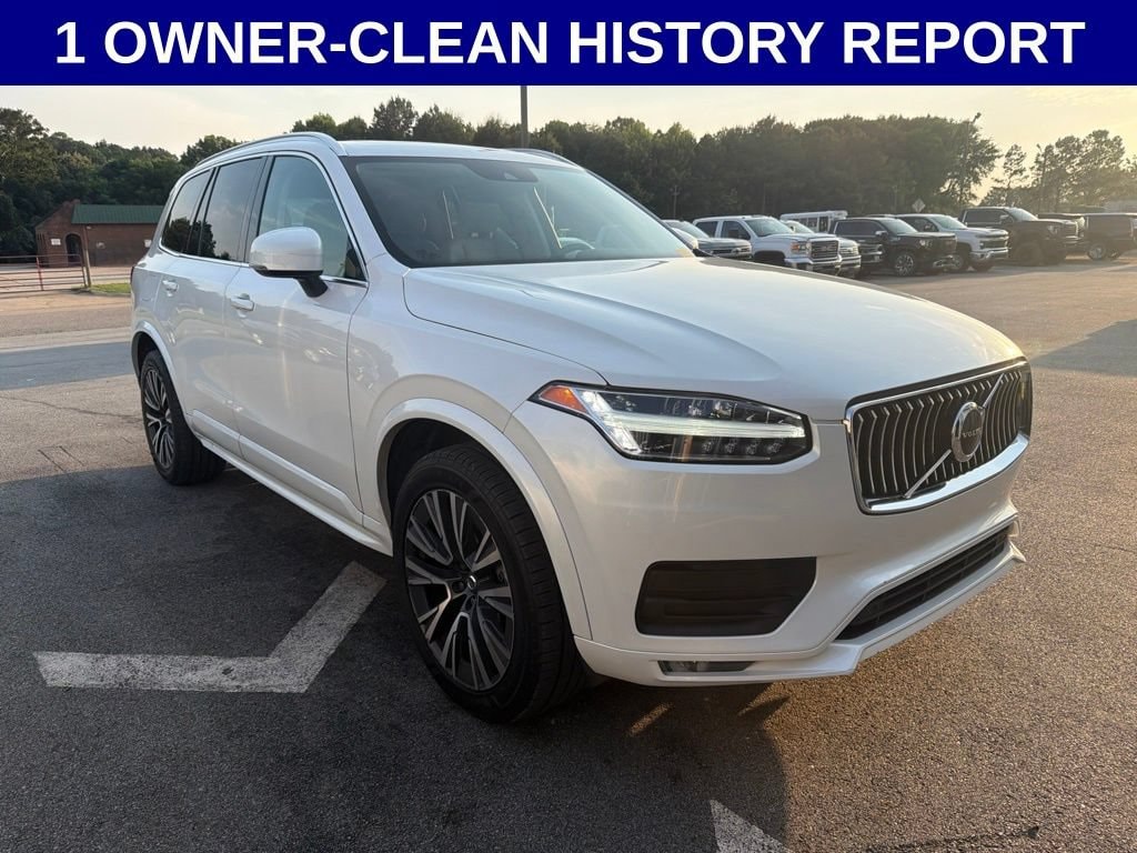 Used 2022 Volvo XC90 Momentum