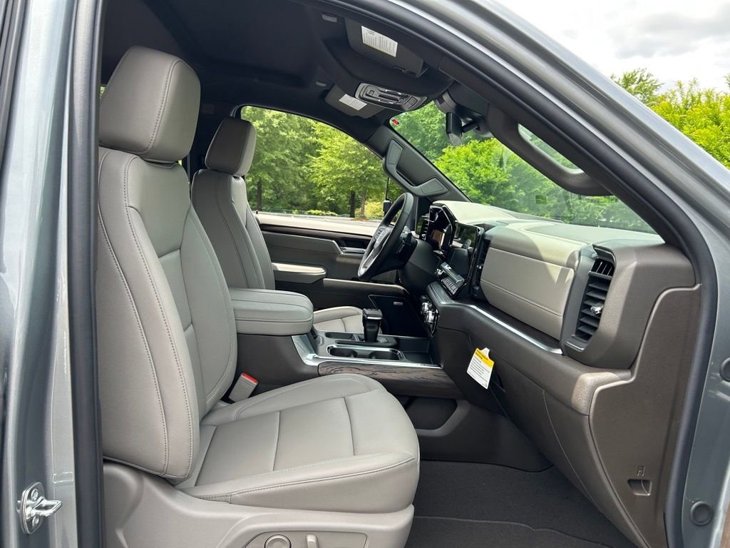 2026 GMC Sierra 1500 SLT - Photo 53