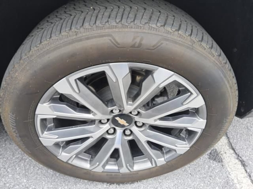 Used 2025 Chevrolet Suburban High Country SUV