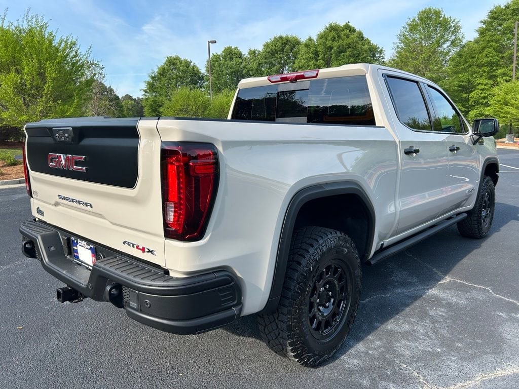 2026 GMC Sierra 1500 AT4X - Photo 23