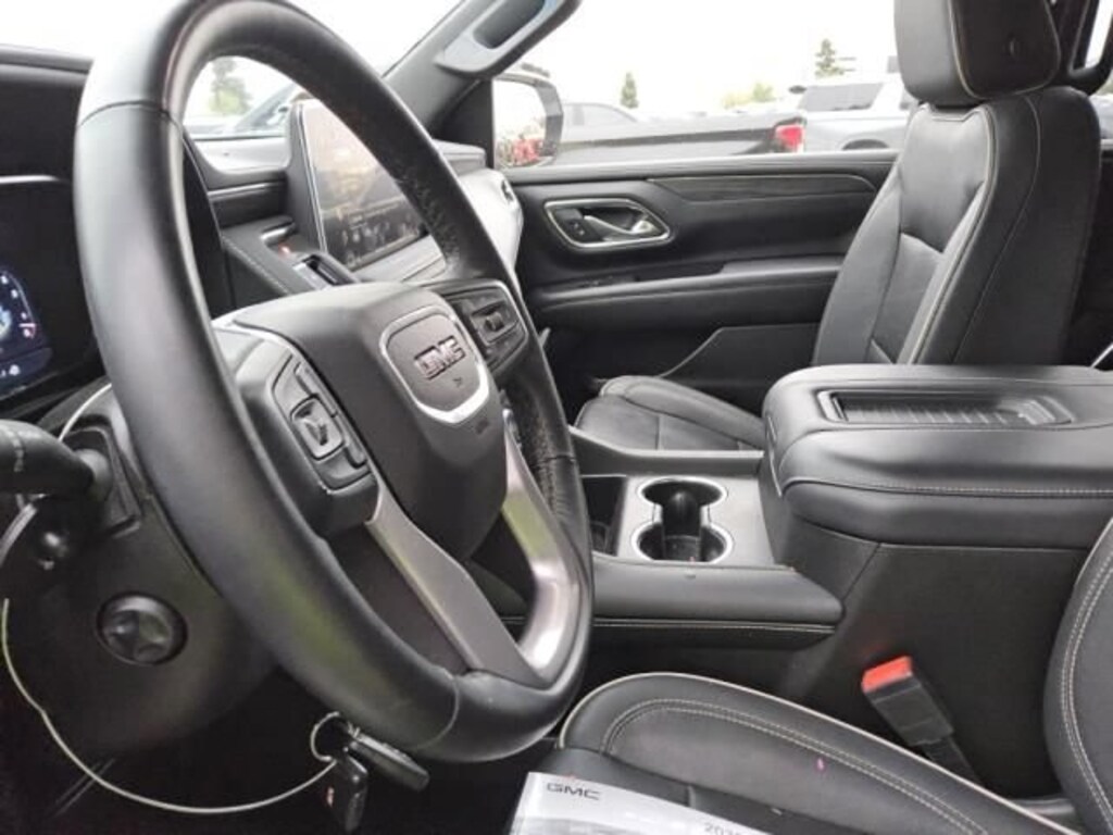 Used 2023 GMC Yukon XL SLT SUV