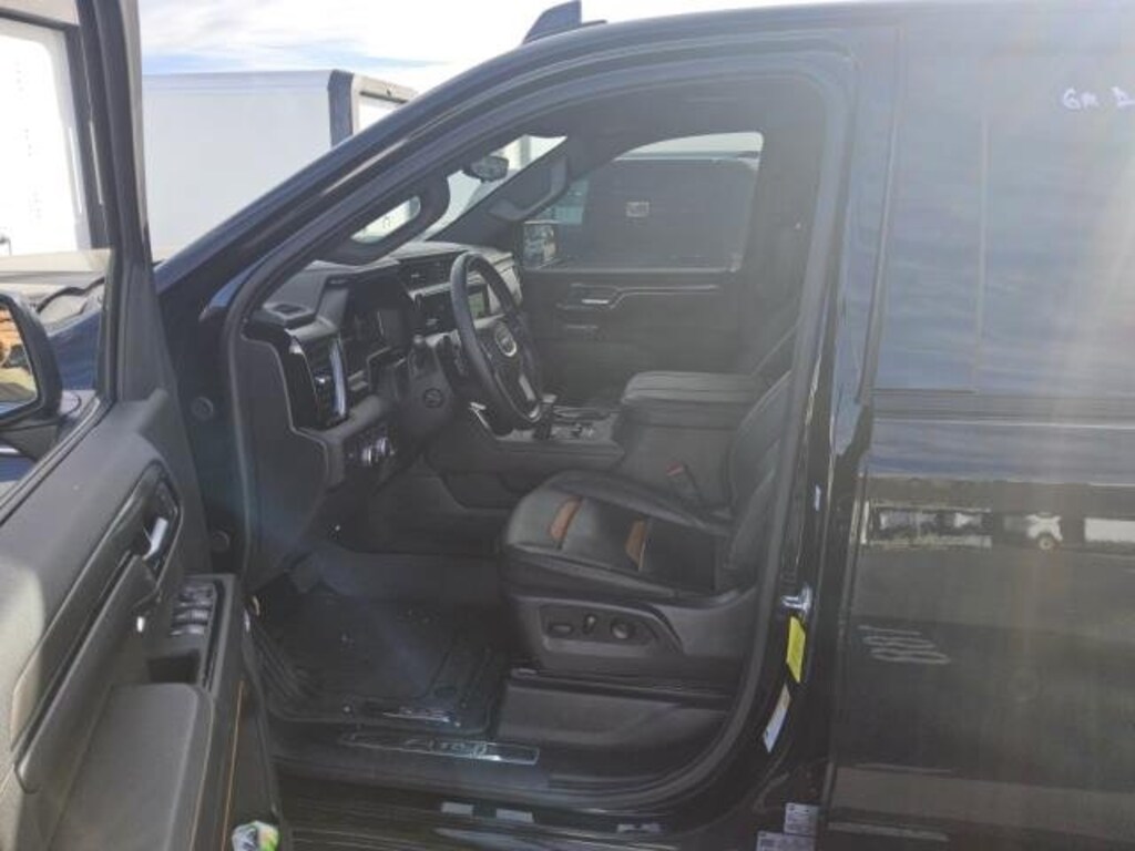 Used 2025 GMC Sierra 1500 AT4 Truck