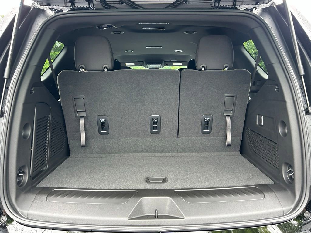 2026 Chevrolet Tahoe LS - Photo 40