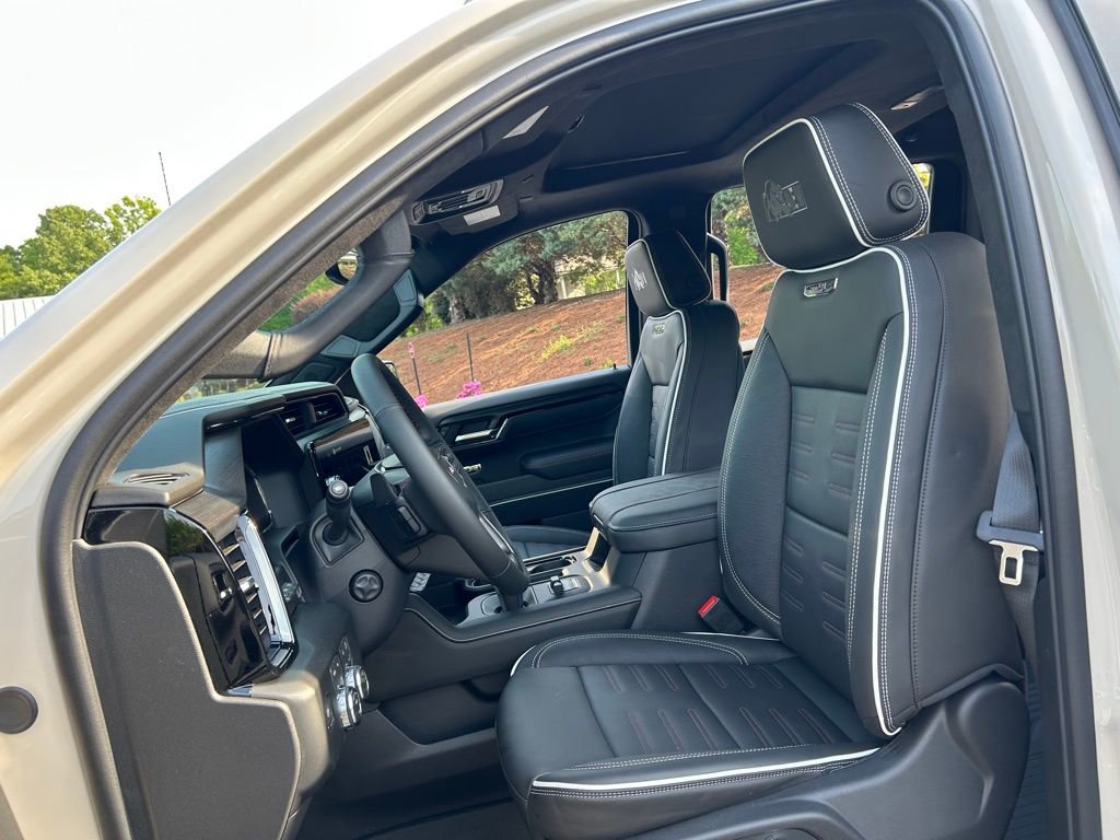 2026 GMC Sierra 1500 AT4X - Photo 44