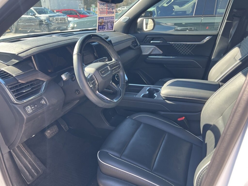 Used 2024 GMC Acadia Denali SUV