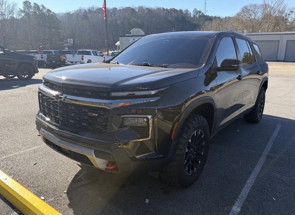 Used 2024 Chevrolet Traverse Z71 SUV