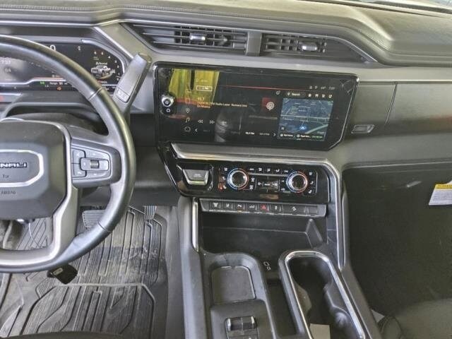 2024 Gmc Sierra 2500 HD Denali photo 4