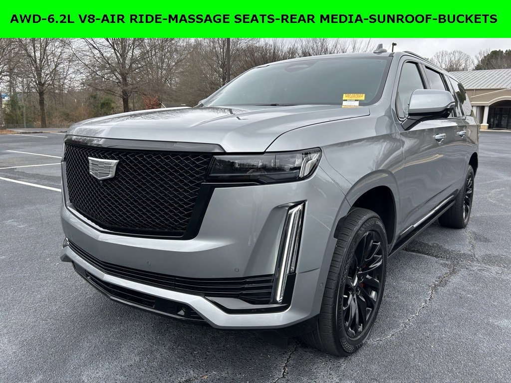 2023 Cadillac Escalade ESV Sport Platinum's photo