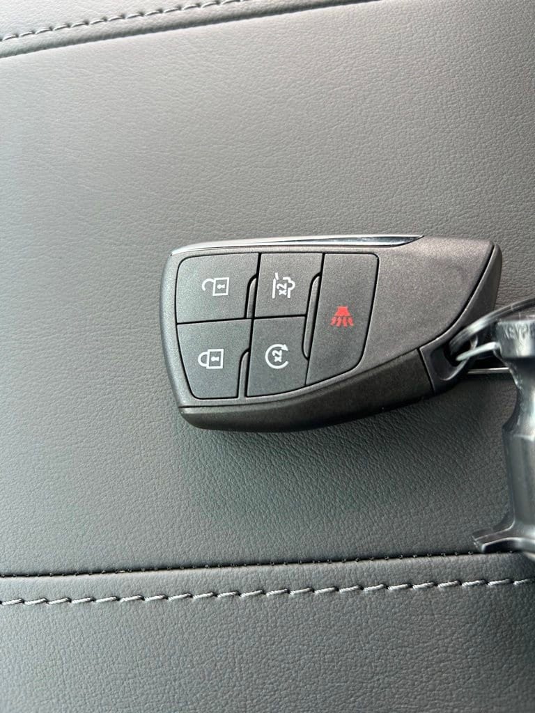 2026 Chevrolet Suburban LS - Photo 32