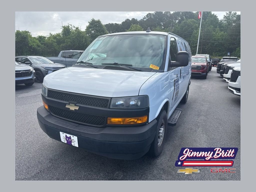 2018 Chevrolet Express 2500 Work Van HD's photo