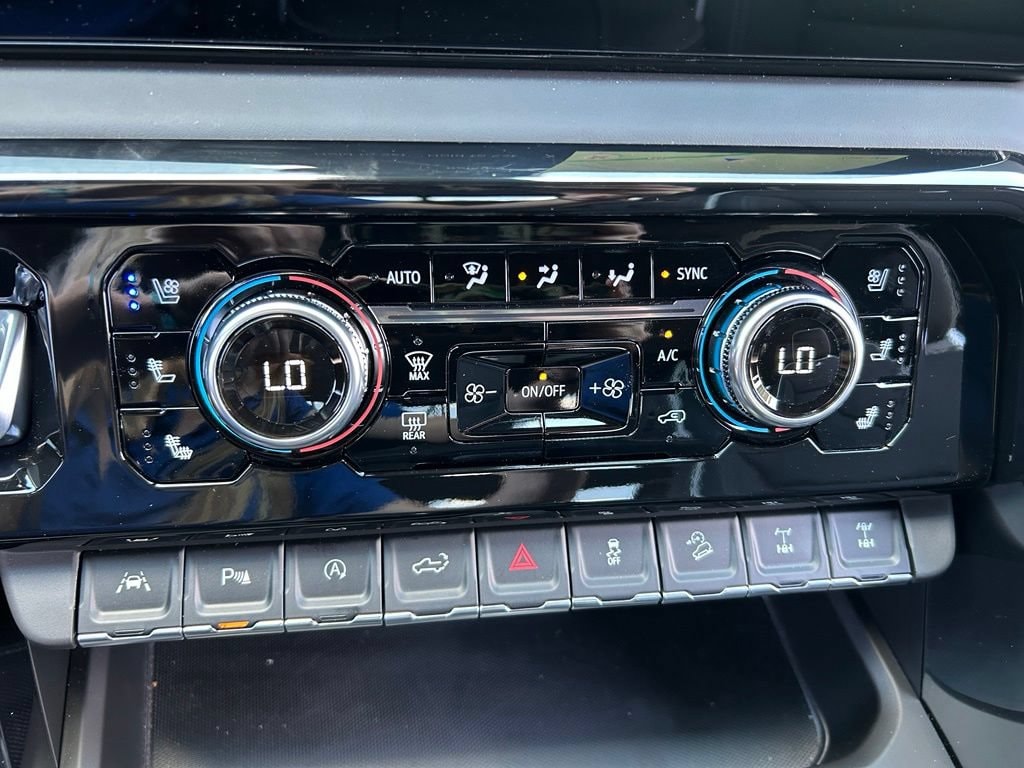 2026 GMC Sierra 1500 AT4X - Photo 41