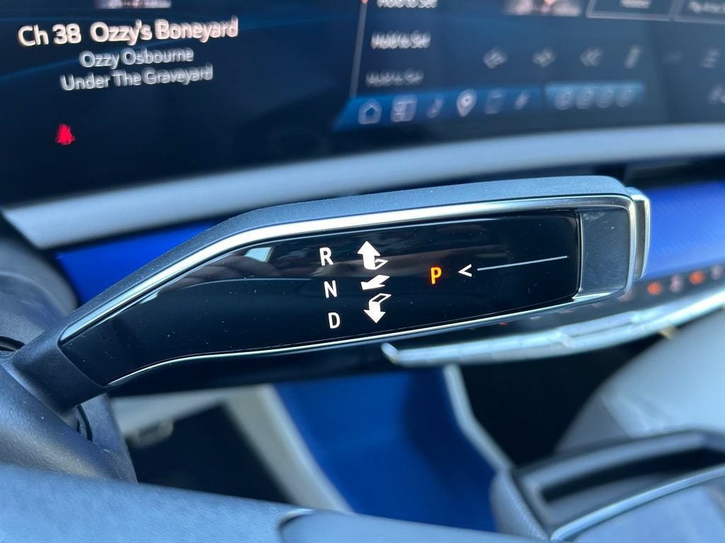 2025 Cadillac OPTIQ Luxury 1 - Photo 62